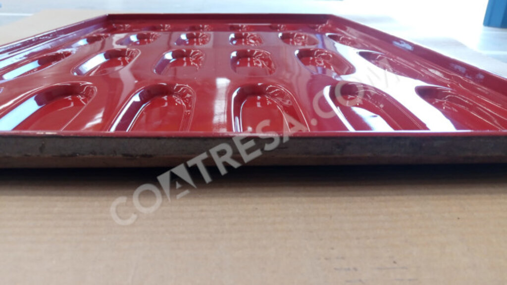 TRAY WITH RED SILICONE