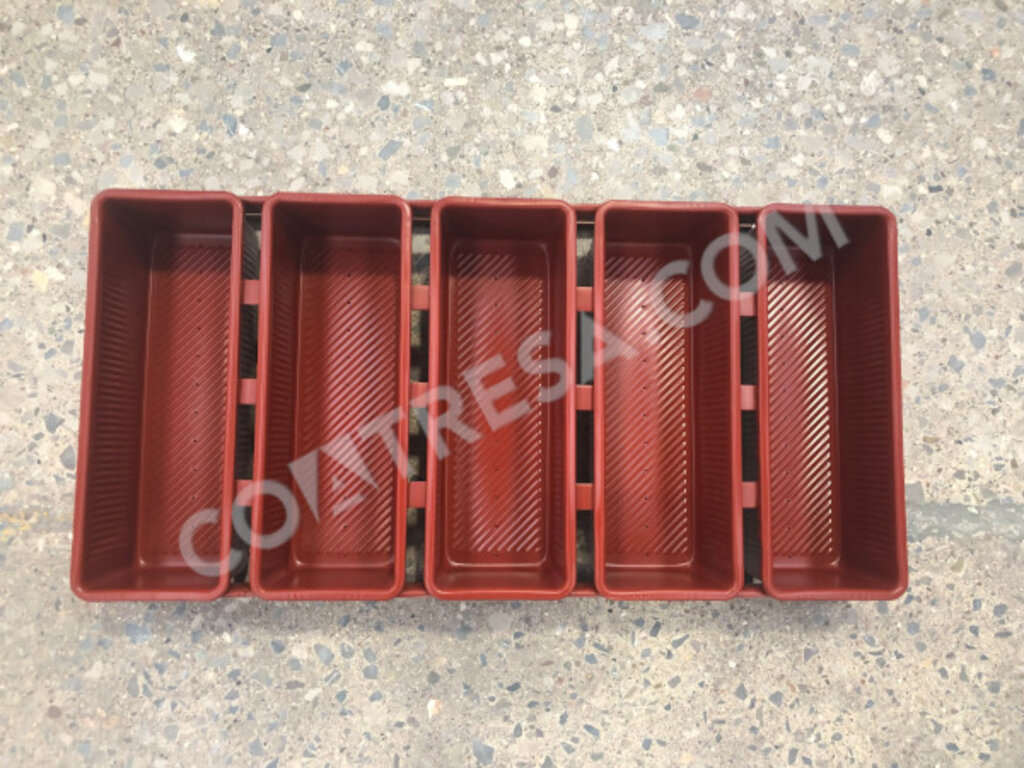 MANUFACTURER OF SANDWICH BREAD MOLDS