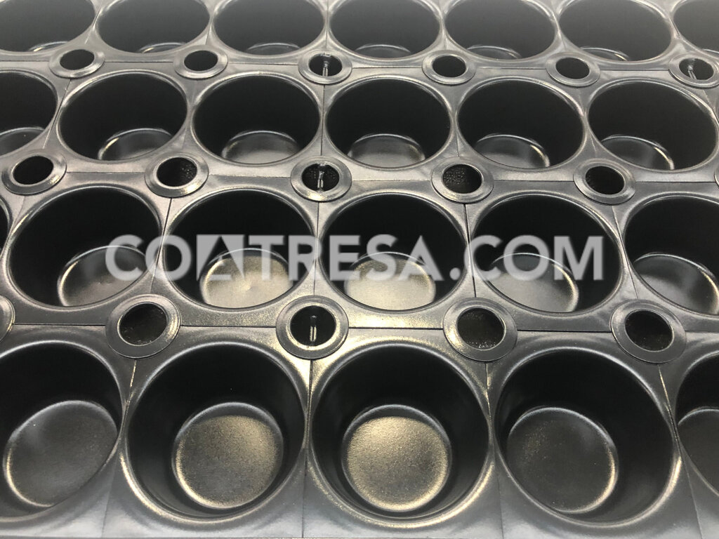 TRAYS AND PANS MANUFACTURER